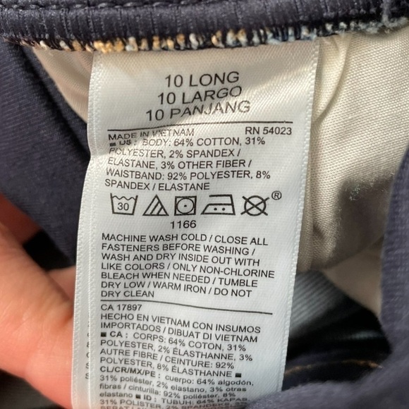 OLD NAVY Full Panel Distressed Maternity Jeans Size 10 LONG - Picture 7 of 9